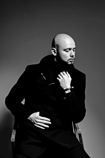 Oleksandr Larin — Model Portfolio