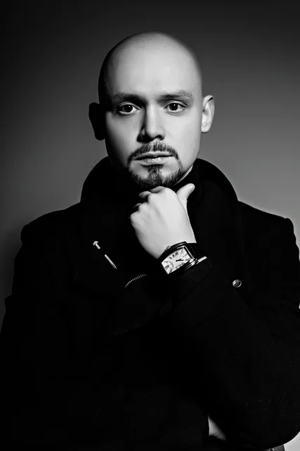 Oleksandr Larin — Model Portfolio